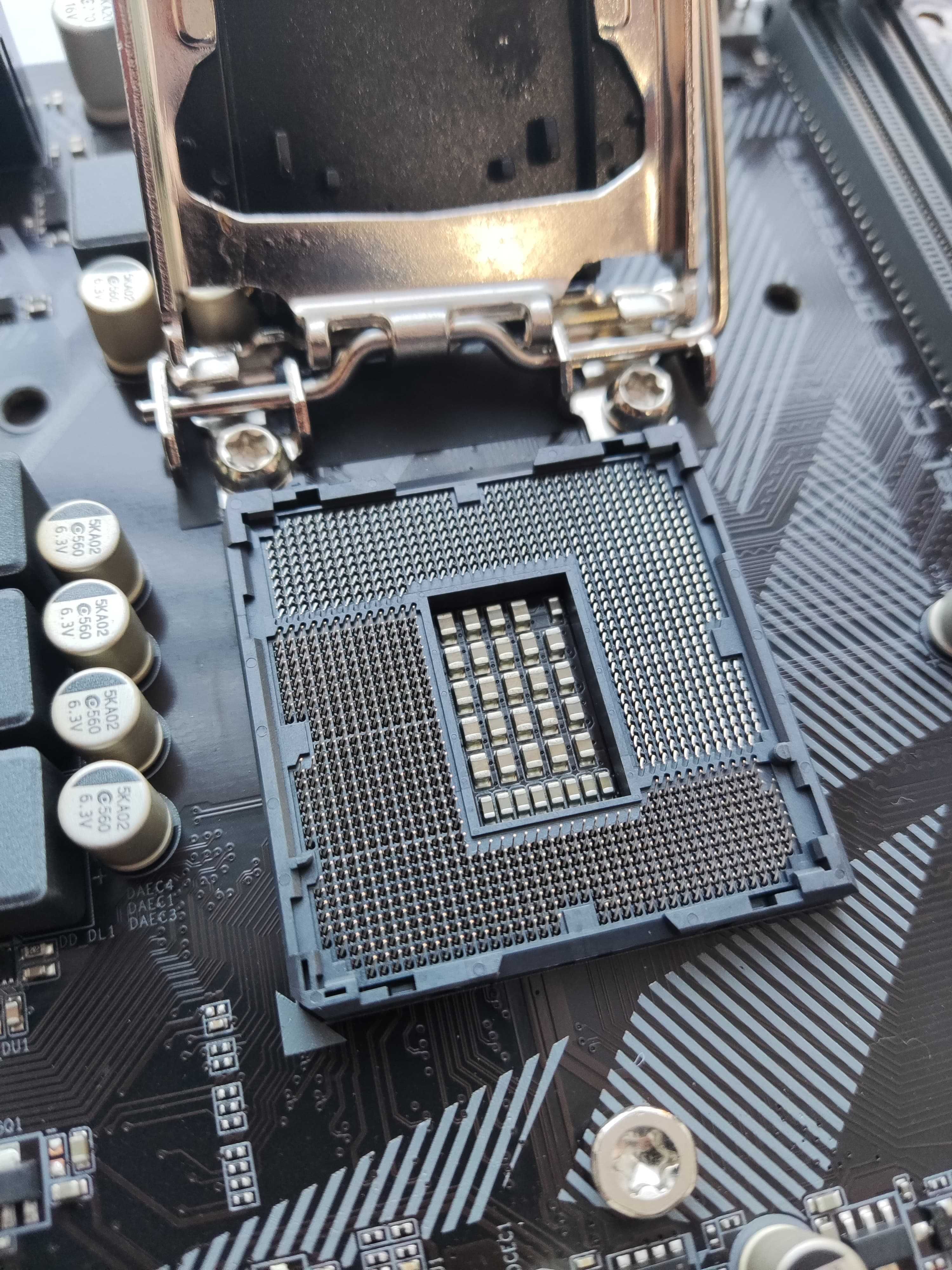 Материнка Gigabyte B460M D2V