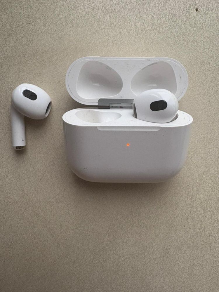 Airpods 3 в хорошем состоянии