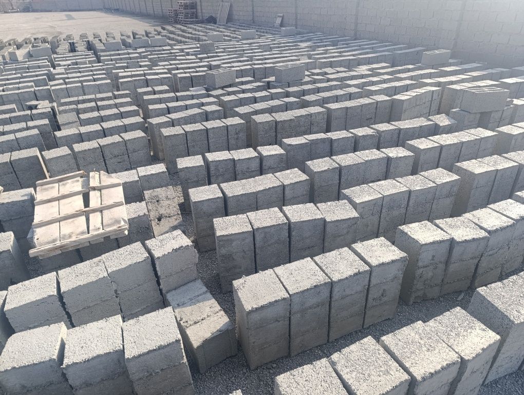 Пескоблок стеновой, заборный