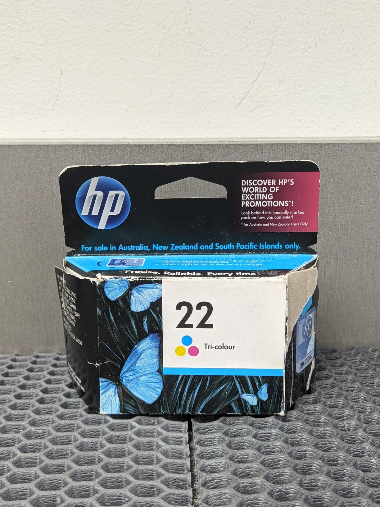 Новые картриджи HP LaserJet Q6001A, 124А, 15A и HP22 3-color