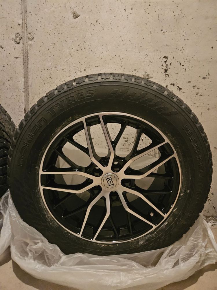 Nokian Hakkapelitta 9 (225/60/R17