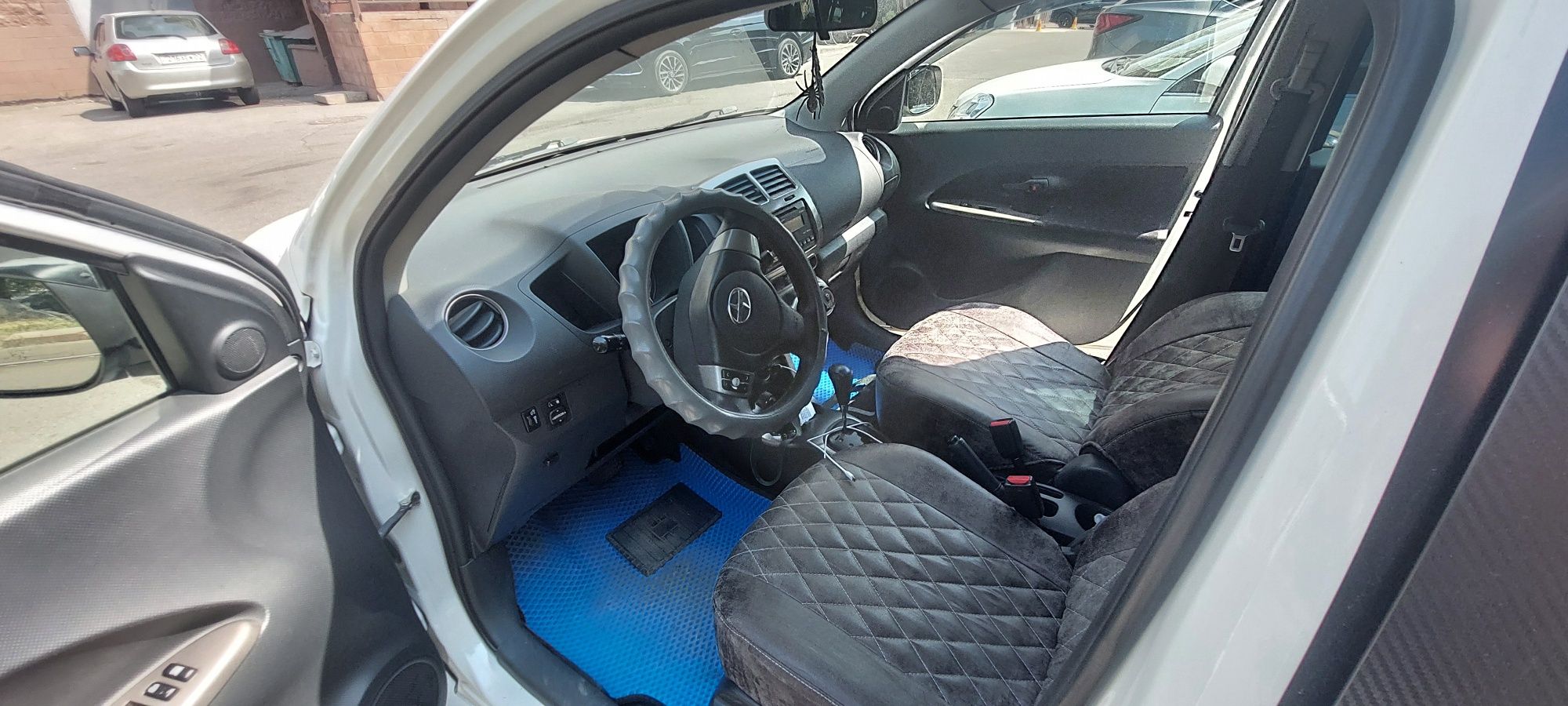Toyota Urban Cruiser, Scion xD