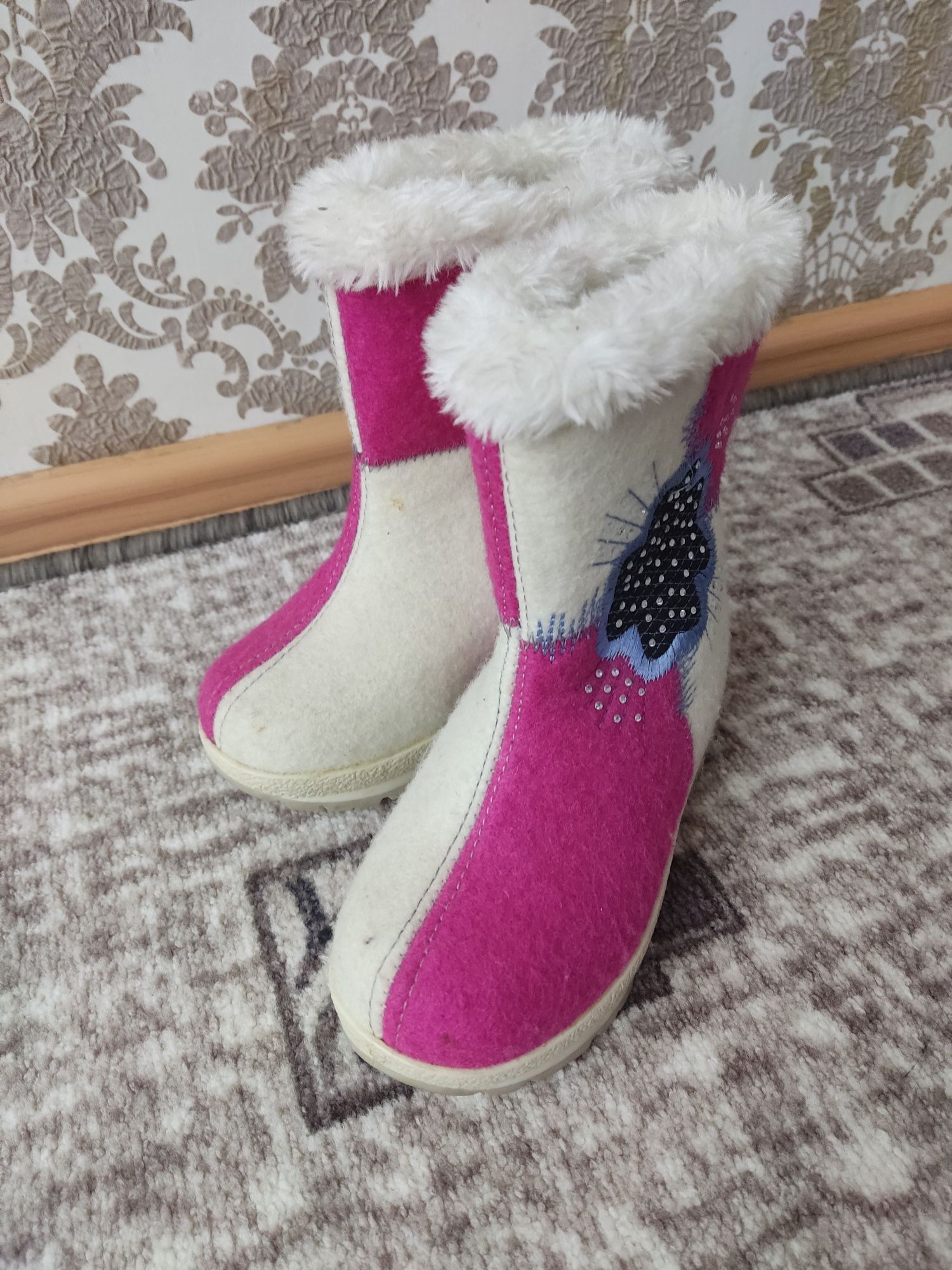 Валенки на девочку
