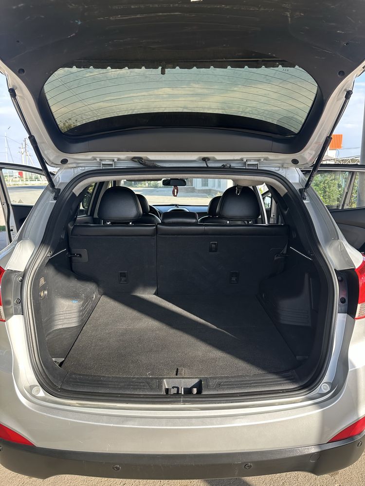 hyundai tucson 2010