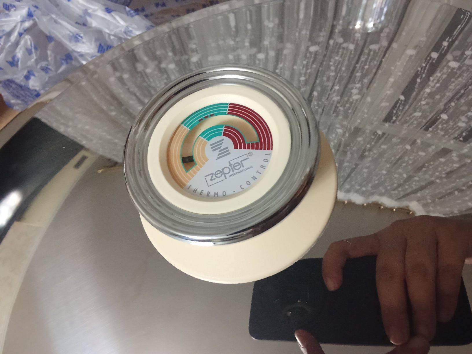 Кастрюля чайник продам срочно