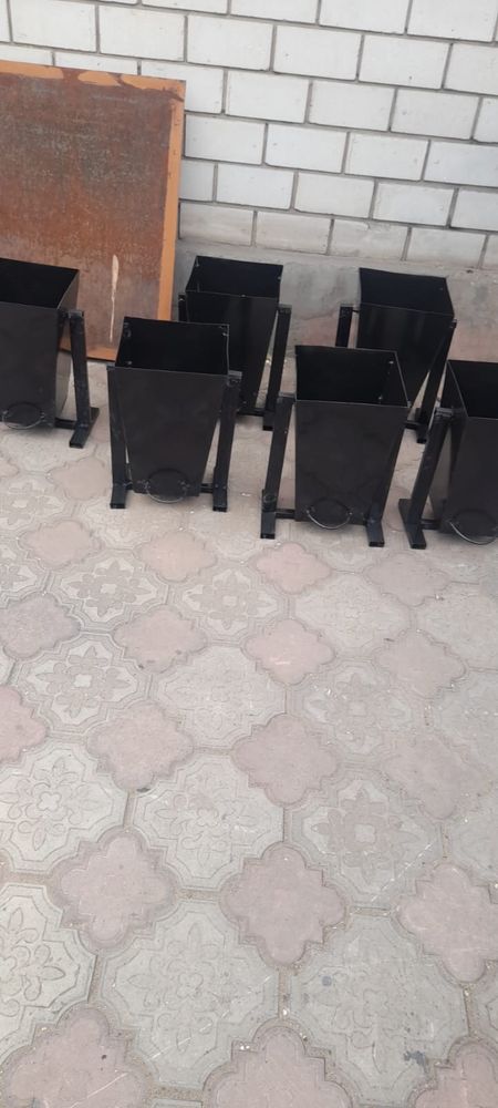 Урны разные любые цвета на выбор