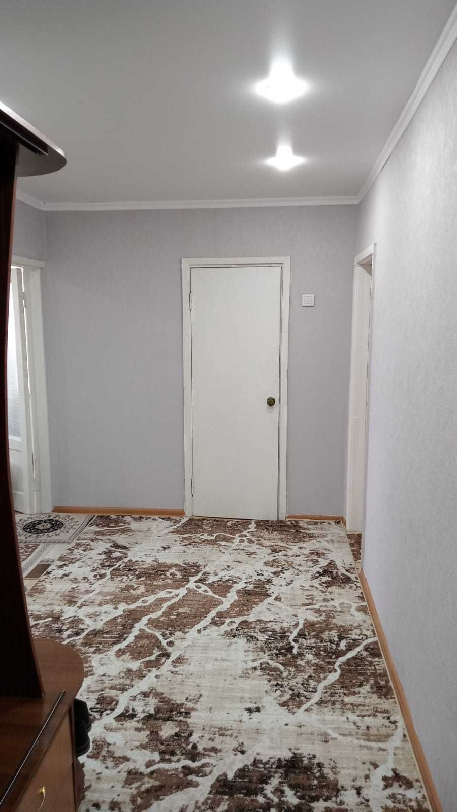 Сдам 2х комнатную квартиру по Абая