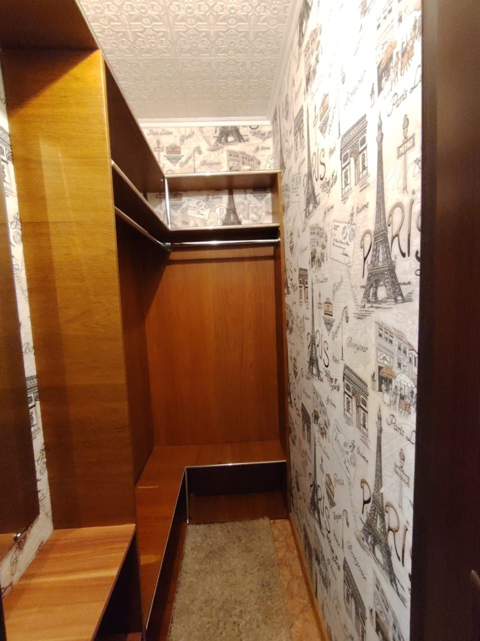Продам 1-ком квартиру район маг.Короны.
