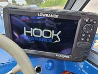 Эхолот с боковым сканированием Lowrance Hook Reveal 9TS