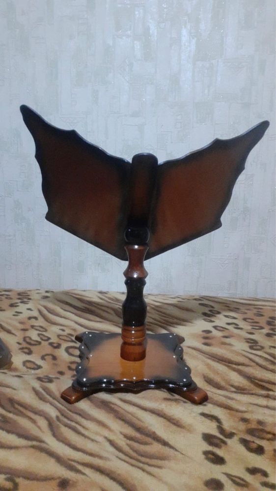Подставка под коран