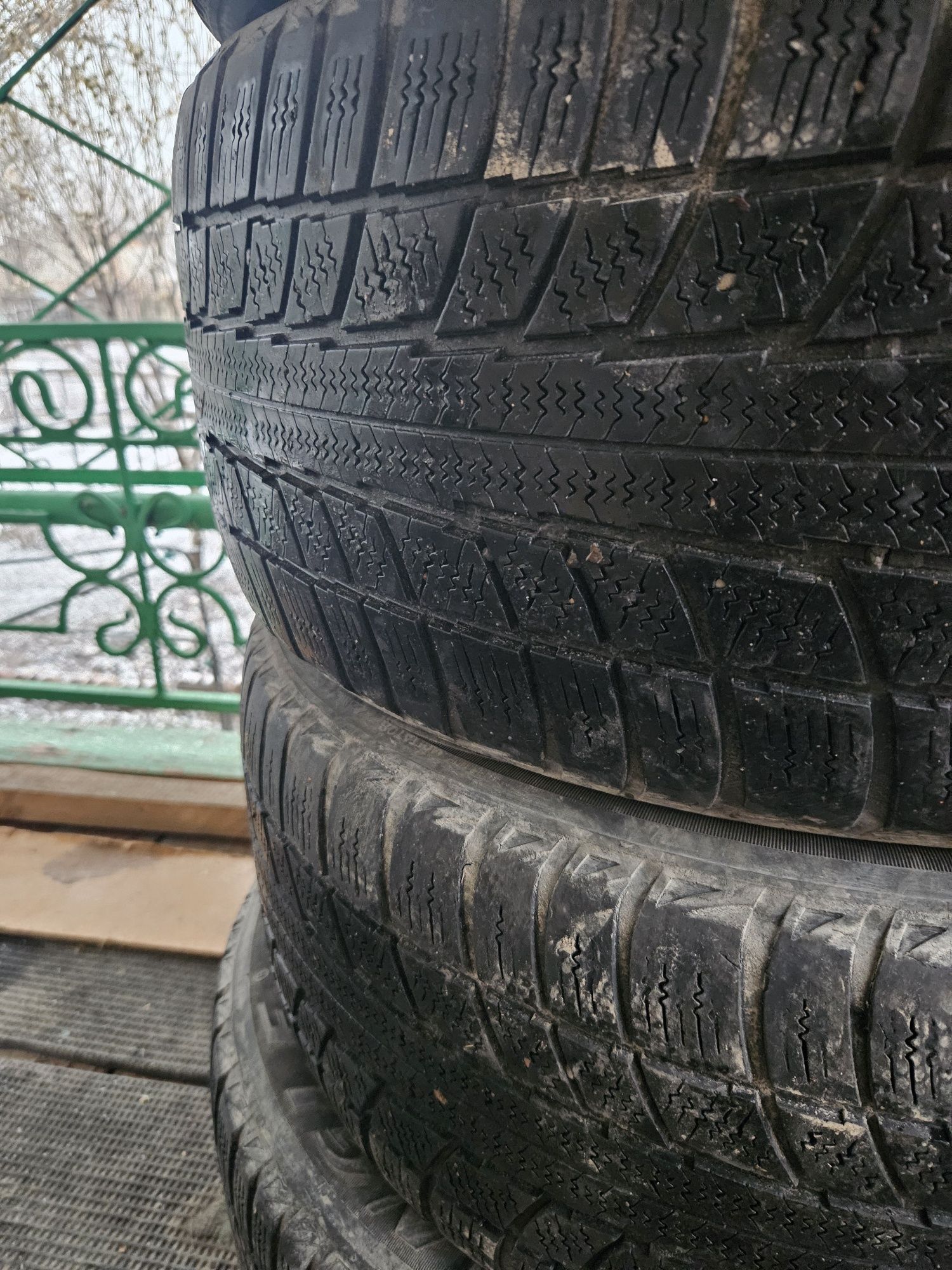Қыстық дөңгелектер сатылады 225/50/17
