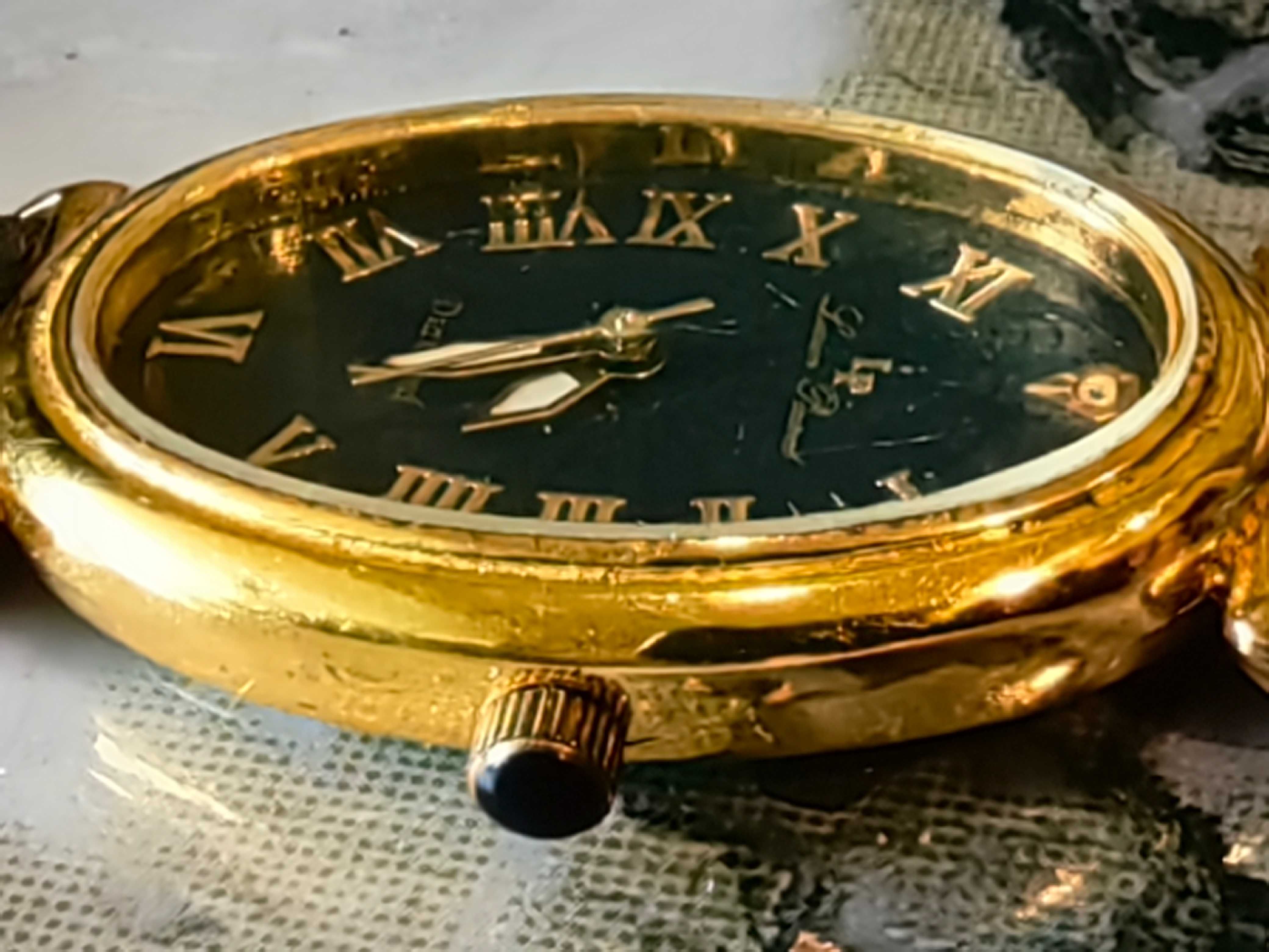 Часы женские винтажные, Lucien Piccard Diamond, кварцевые, Японские.