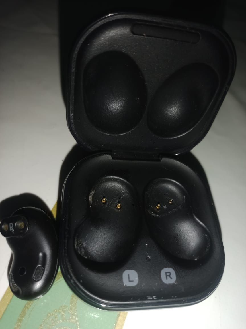 Bluetooth гарнитура Самсунг