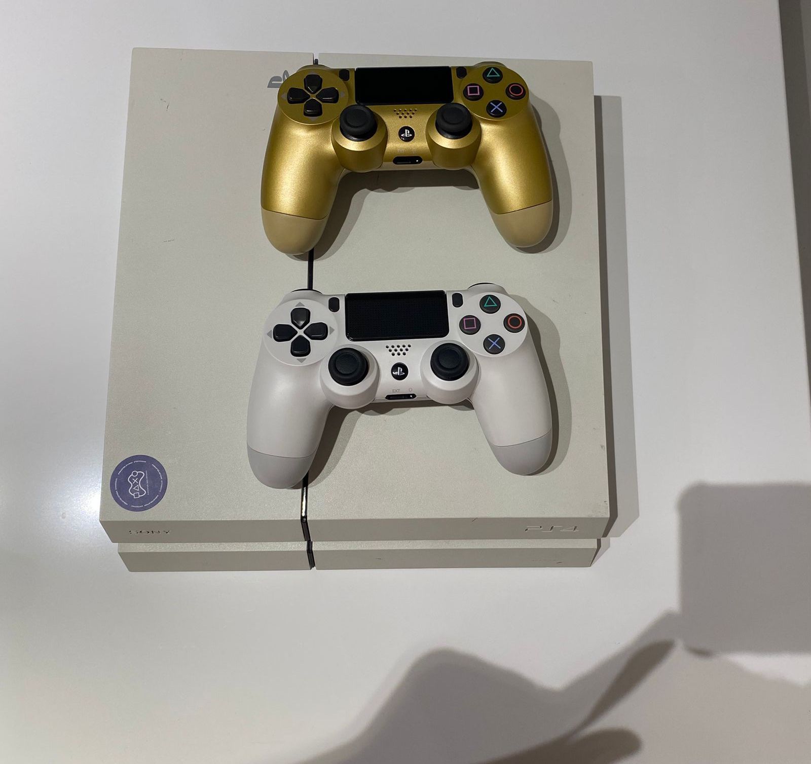 Продается playstation 4