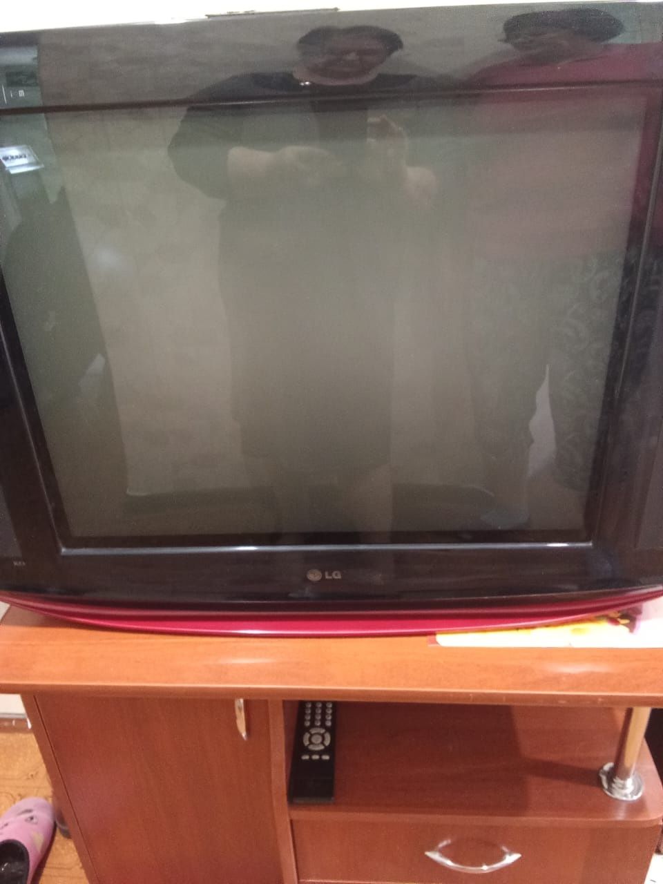 Продам телевизор LG