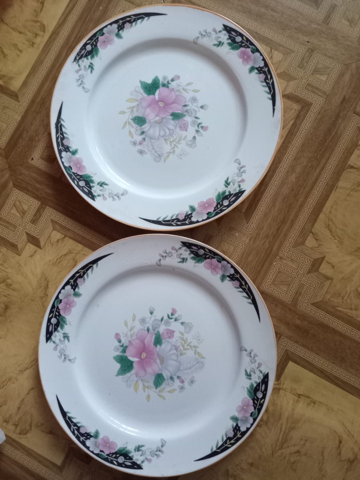 Продам советскую чугунную сковороду и другую кухонную утварь