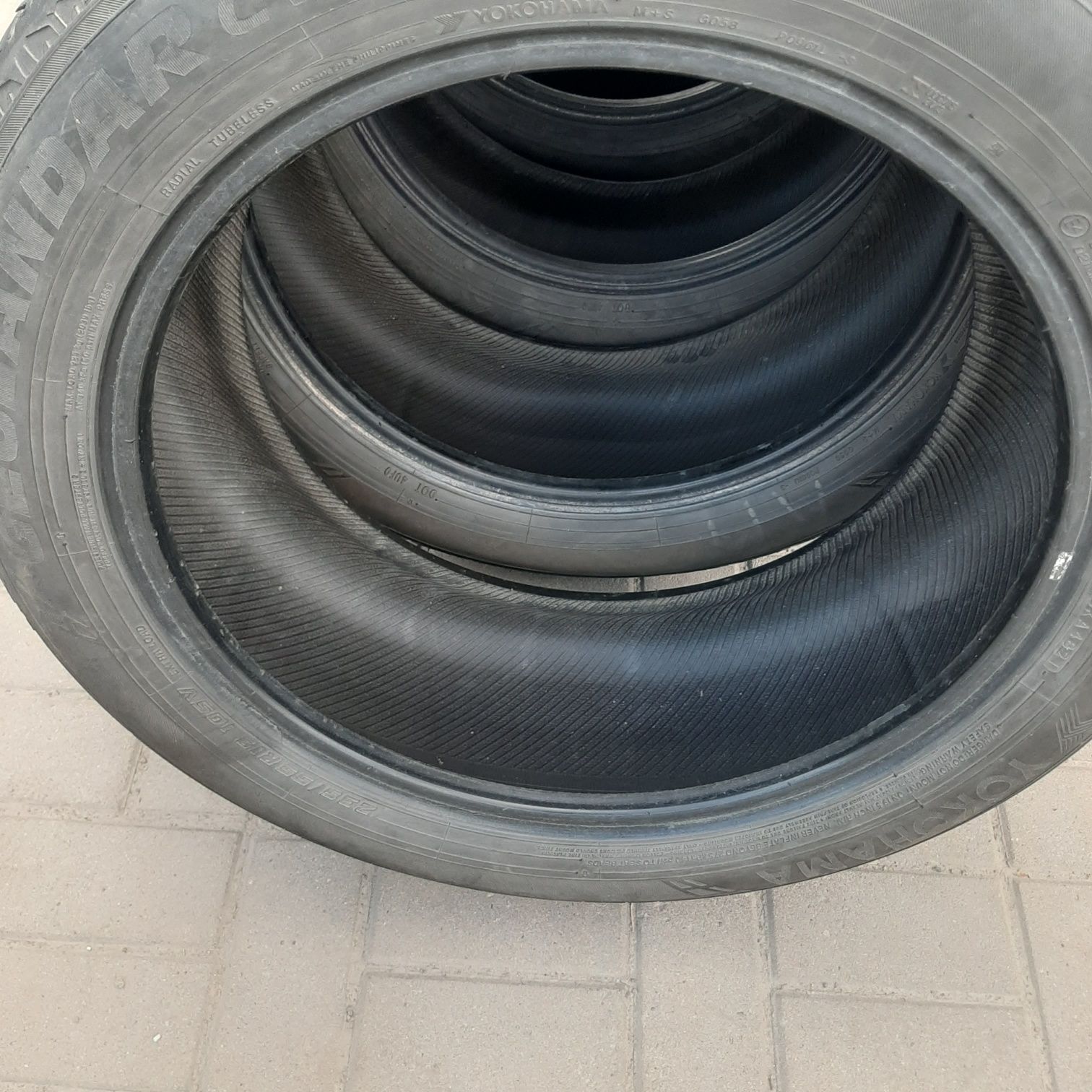 Продам 235 55 r19 комплект за 16тыс