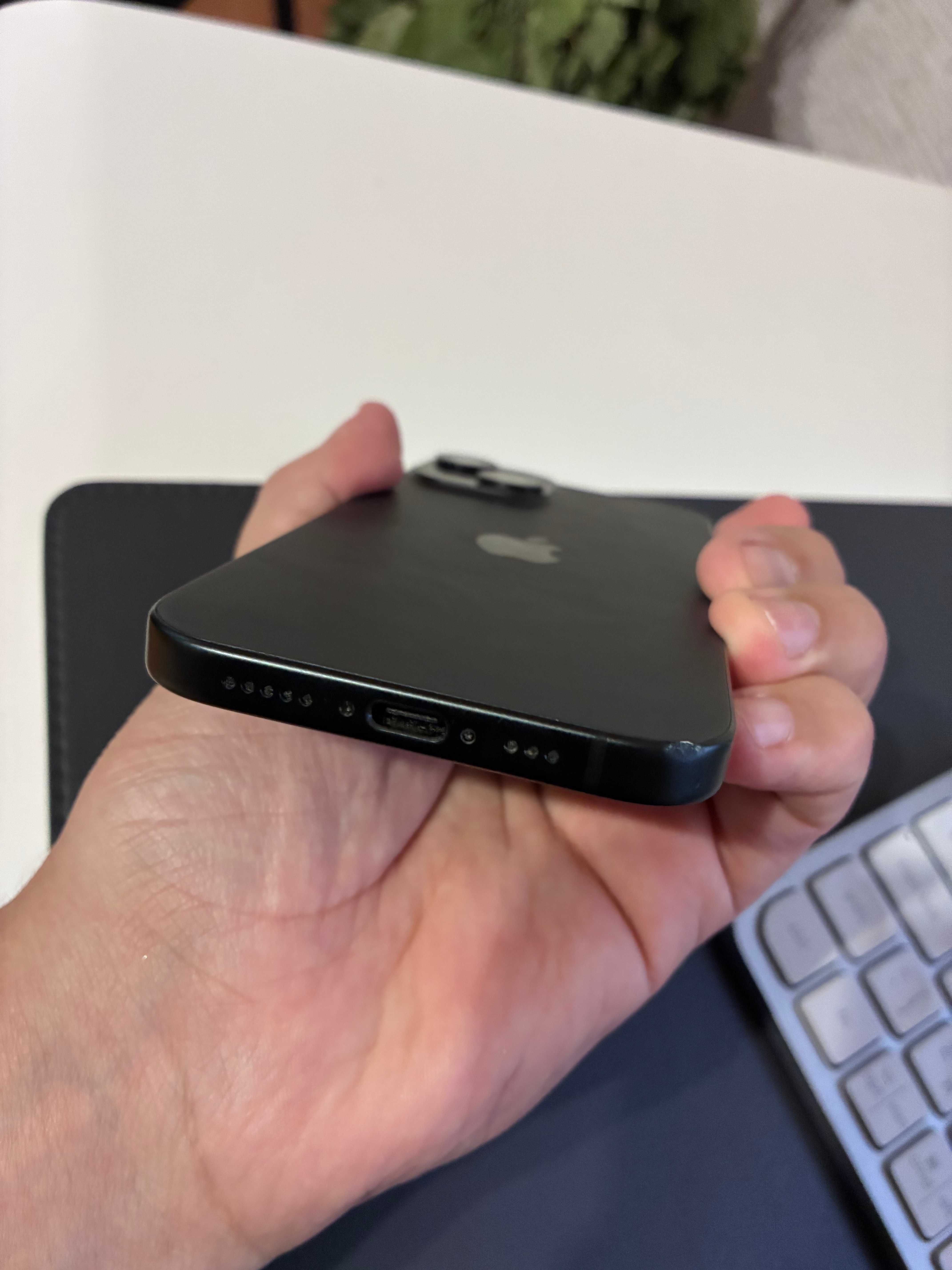 iPhone 15 128GB Black