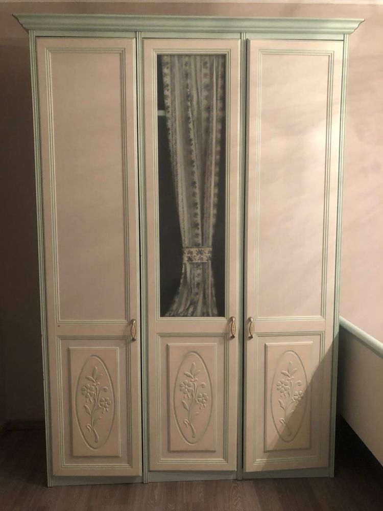 Мебельный гарнитур