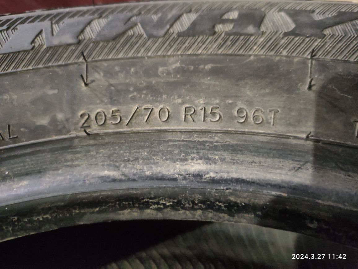 Шины Runway 205 70 r15 всесезонные