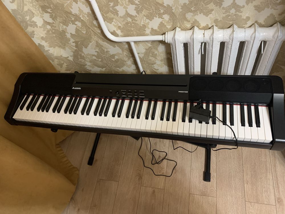 Цифровое пианино Alesis Prestige