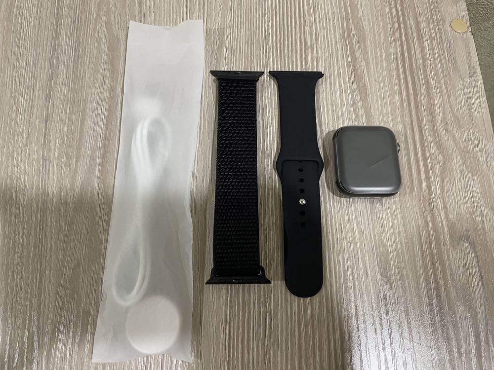 Продаю смарт часы Apple Watch 7 Series