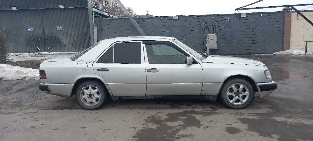 Мерседес бенз 1992