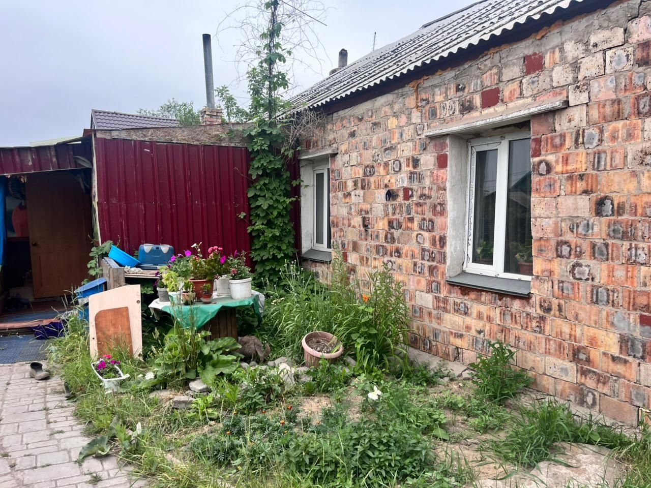 Продаю два дома по цене одного