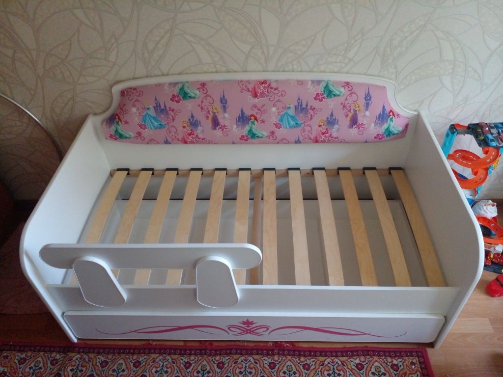 Мебель для спальни
