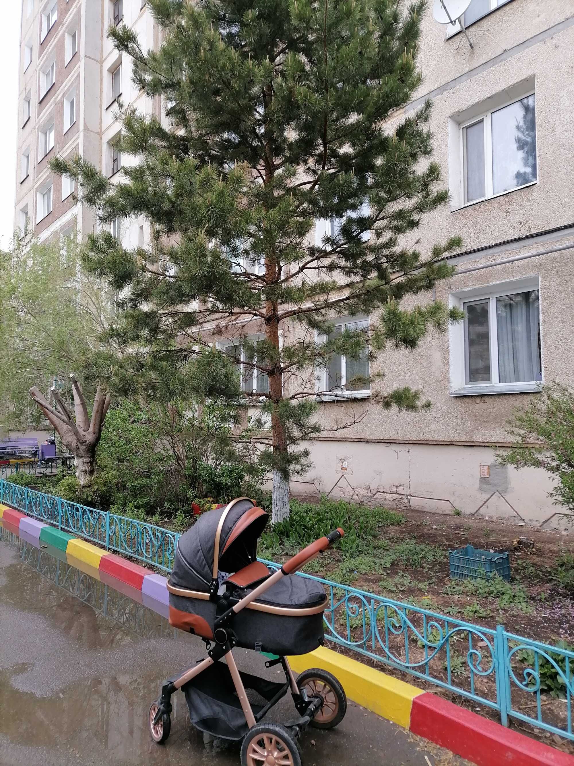 Продам коляску удобная .