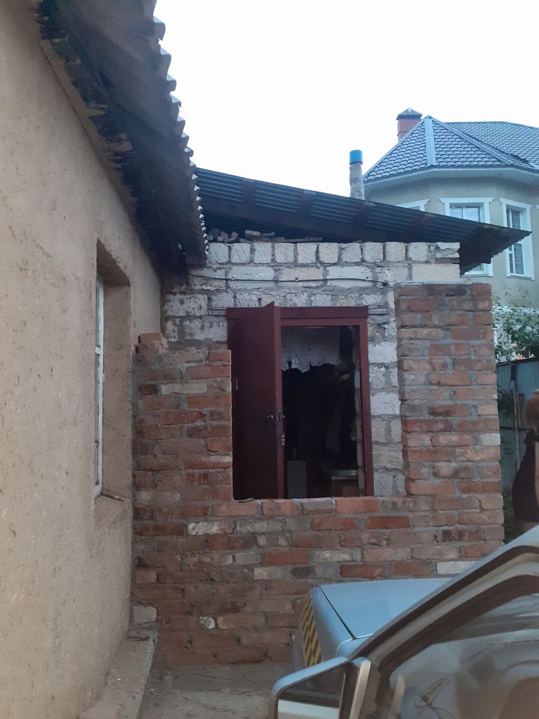 Продажа,  земля 4/7 соток вместе с домом.