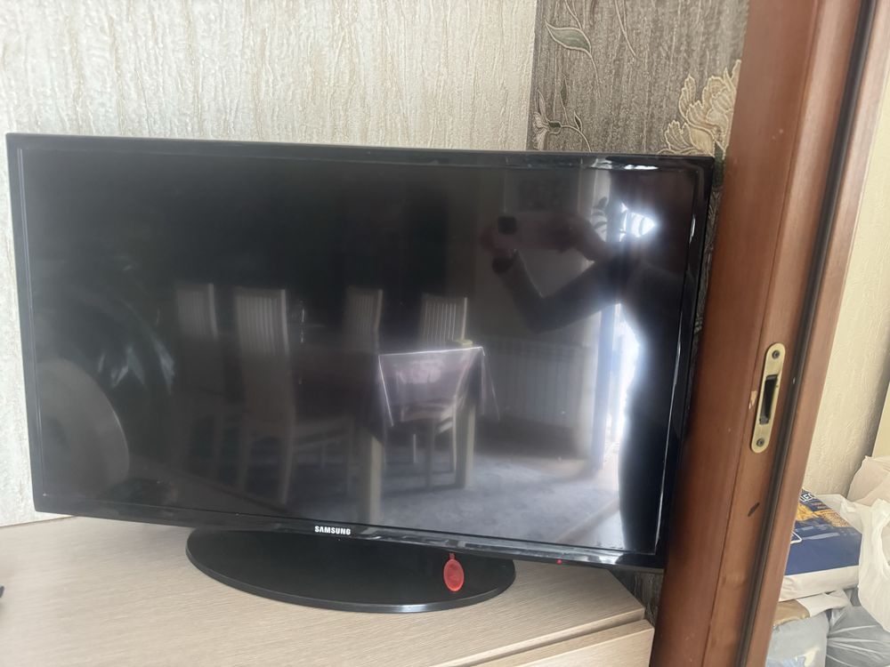 Продам телевизор в хорошем состоянии!