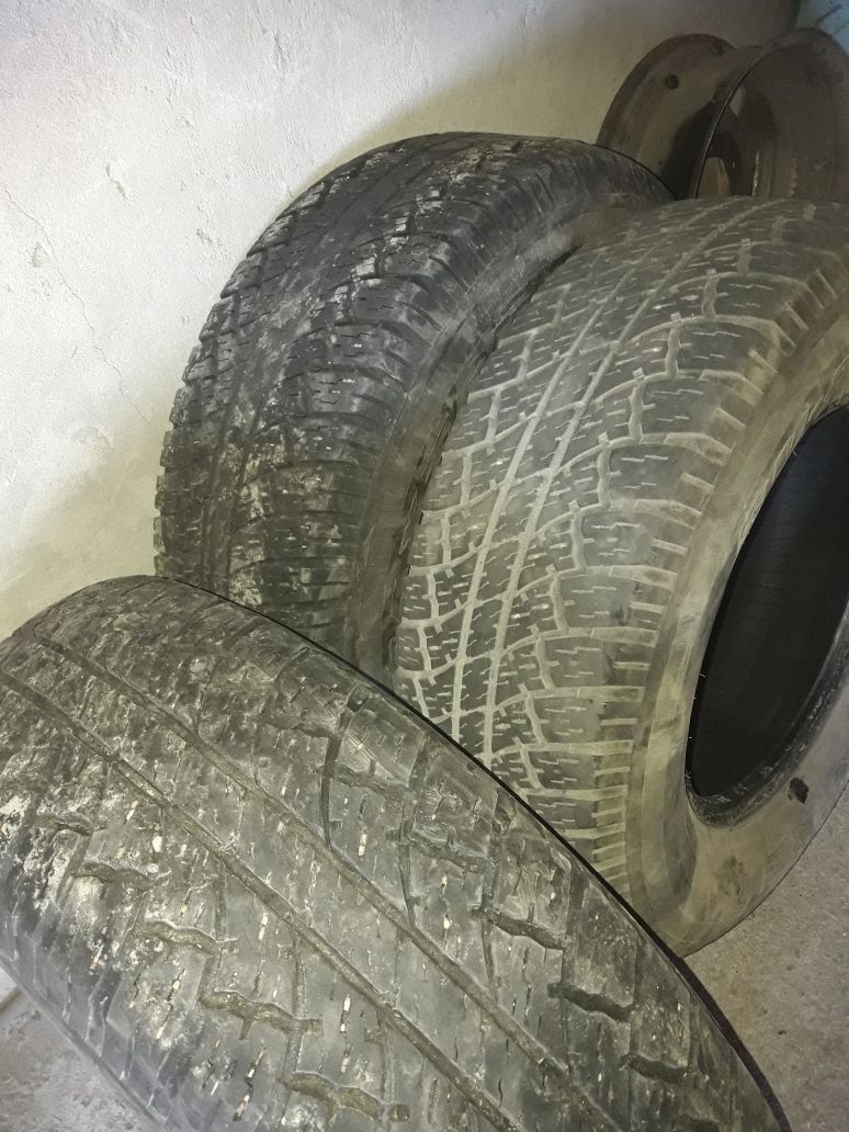 продам 3 автошины