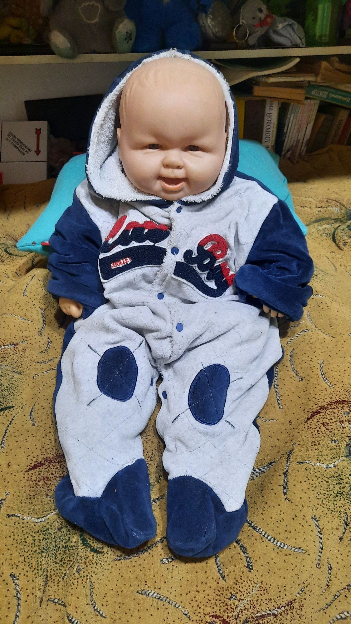 Продам куклу большую .б/у в хорошем состояние .
