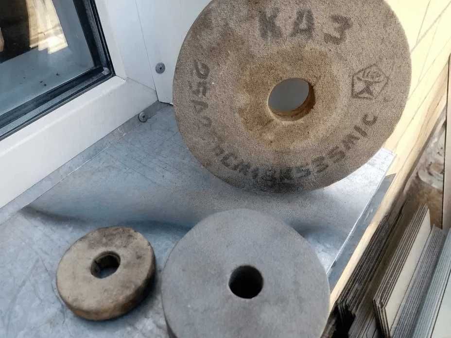 Новые шлифовально-точильные круги (камни/диски), d 65, 100, 165, 200мм