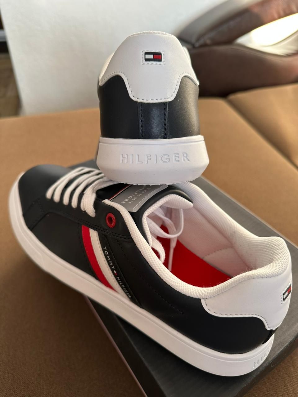 Кроссовки Tommy Hilfiy,Lacoste, Calvin Klein 32000тг.