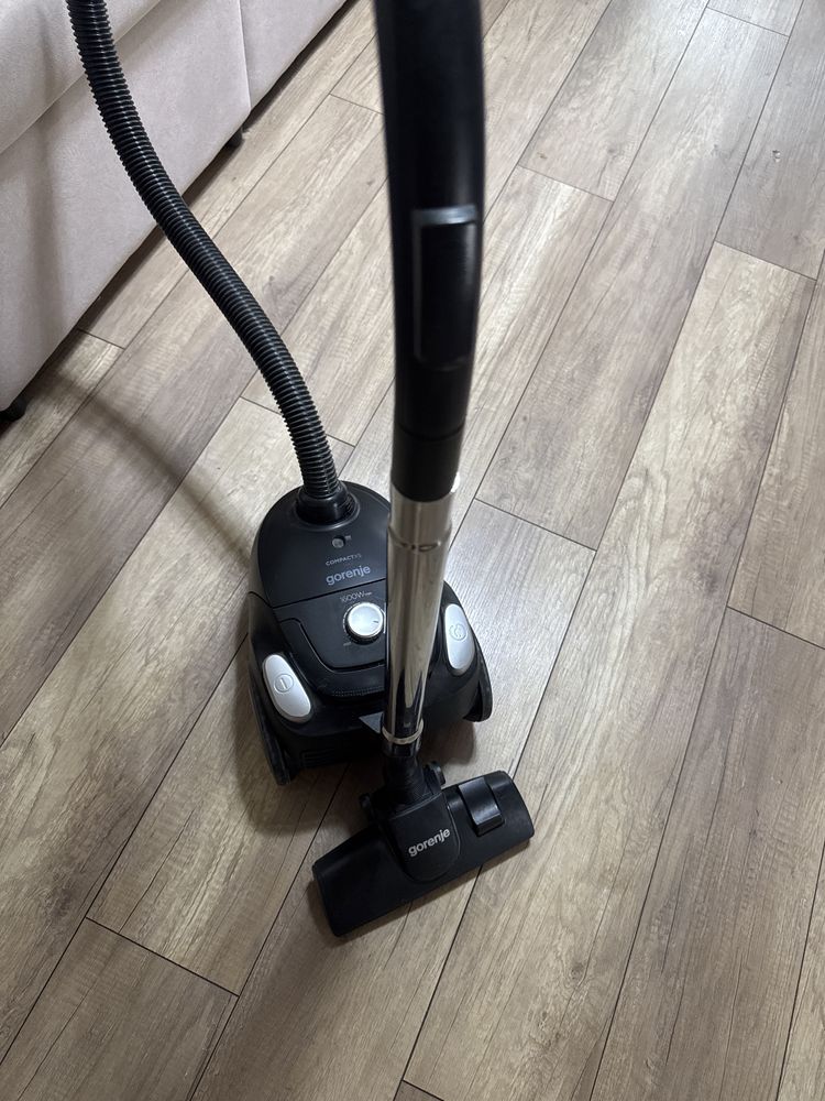 Продам пылесос gorenje
