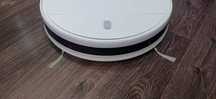 Продам робот пылесос Xiaomi сухая-влажная уборка (2 щётки)