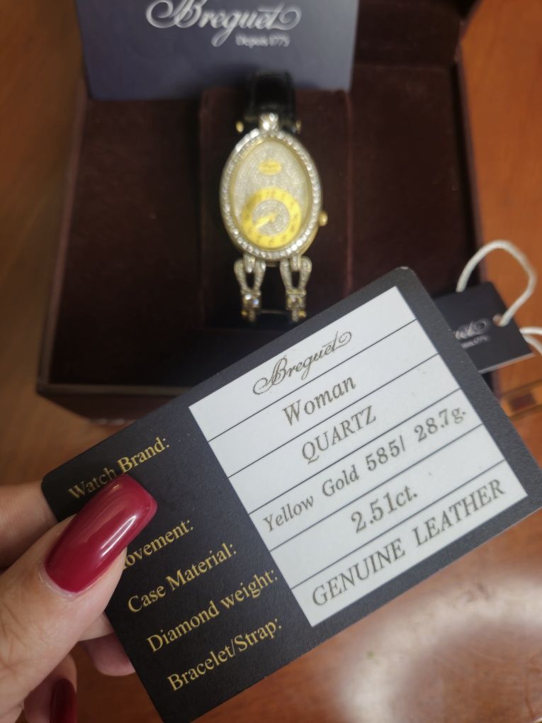 Золотые часы с бриллиантами 2.51 карата
