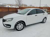 Лада Веста продам либо обмень