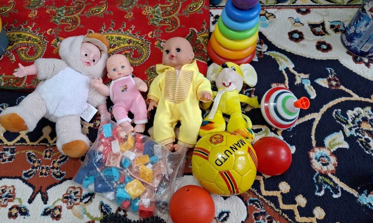 Продаю детские игрушки