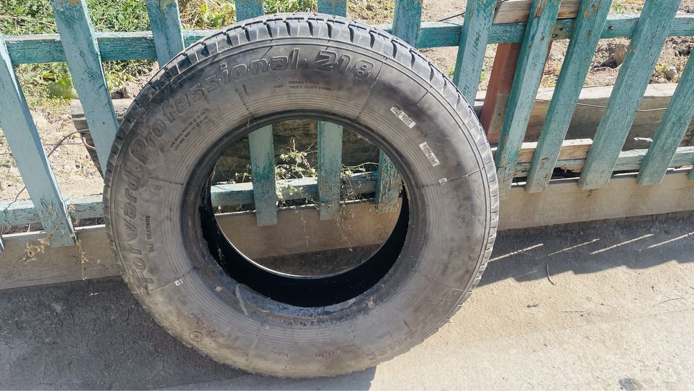 УАЗ дың дөңгелегі бағасы 10 мың теңге 225/75/16