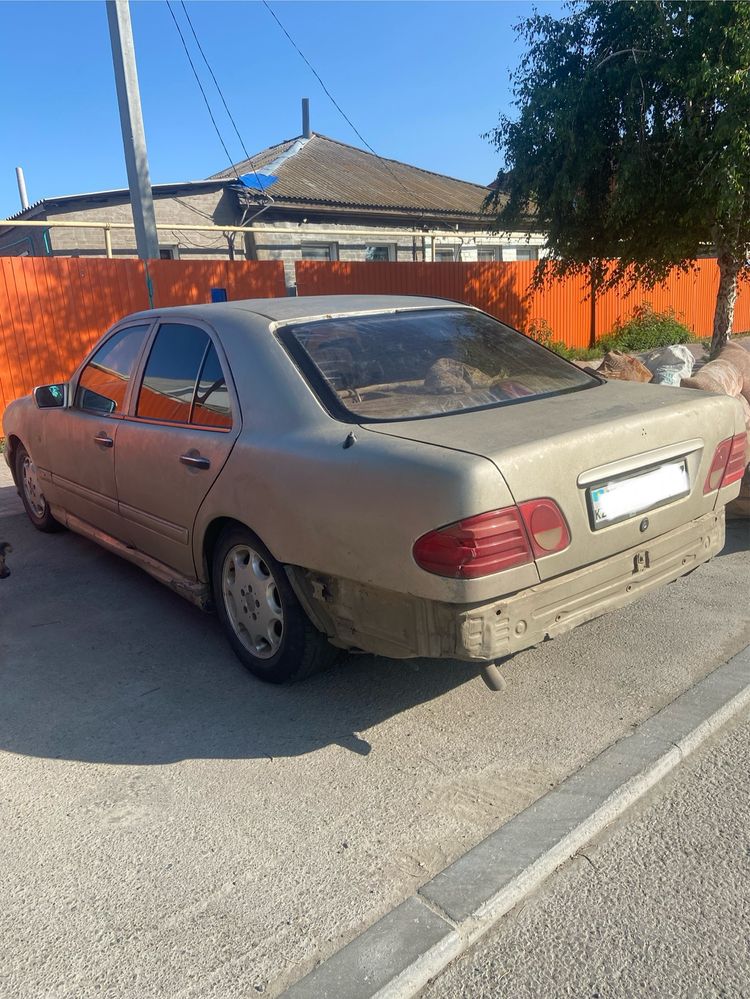 Продам Mercedes w210