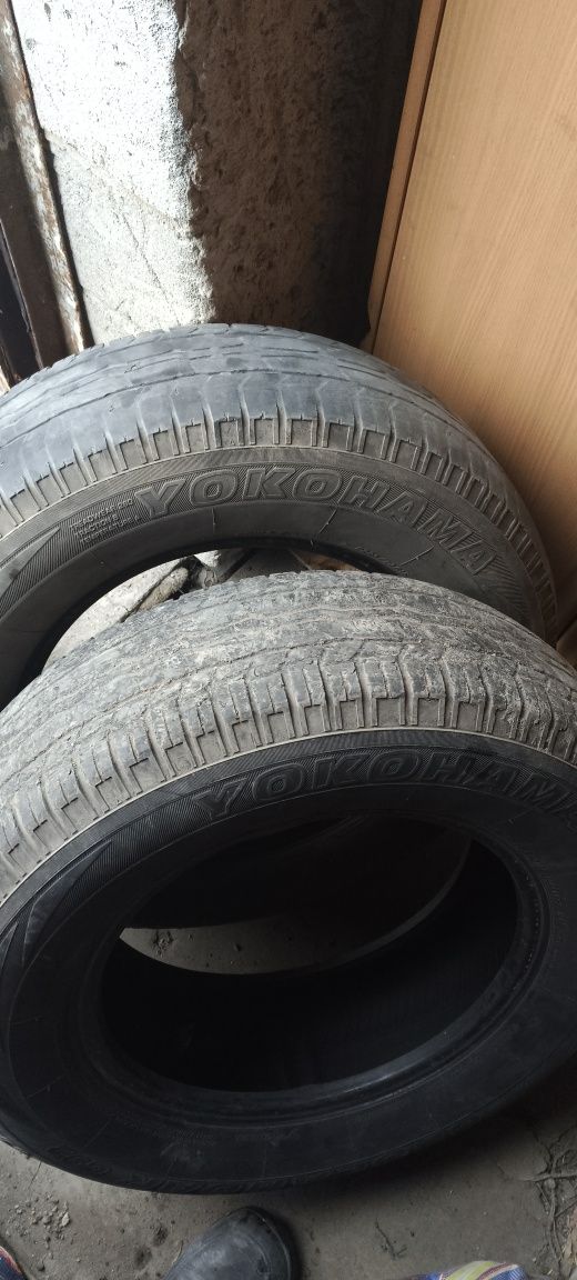 Продаю 3 колеса 225 70 R16