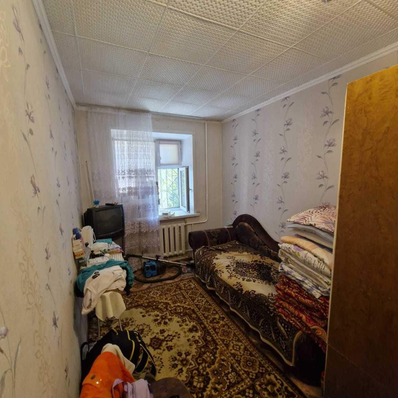 Продам двухкомнатную квартиру рн 20 школа, Зачаганск