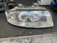 Фара Audi A4 B6 правый