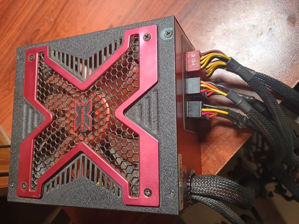 Блок питания Aerocool Strike-x 1100w