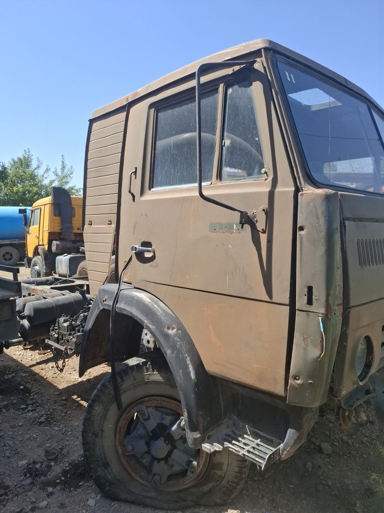 Кабина камаз  со спальником