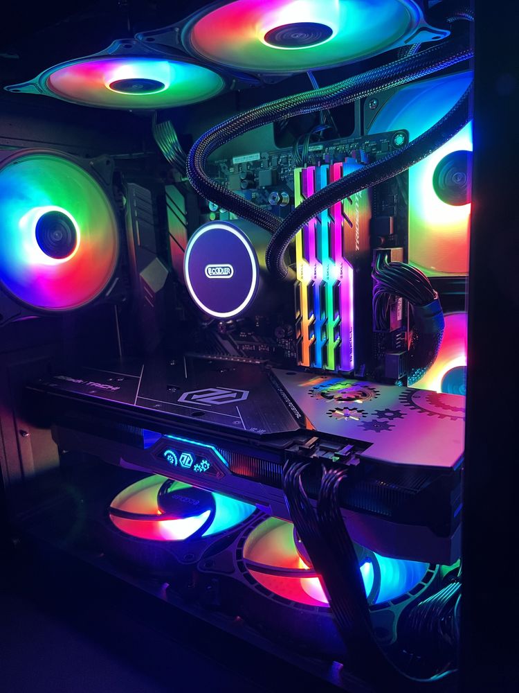 Мощный игровой компьютер Ryzen 5600x, 32gb, RX 5700 XT