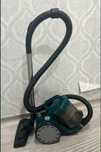 Продам пылесос vitek 8137. Есть вся комплектация.